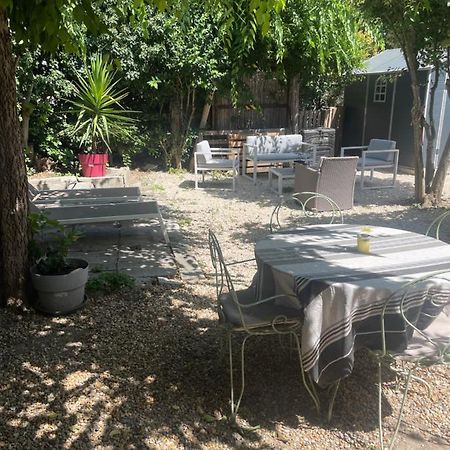 Appartement Avec Jardin En Ville LʼIsle-sur-la-Sorgue المظهر الخارجي الصورة