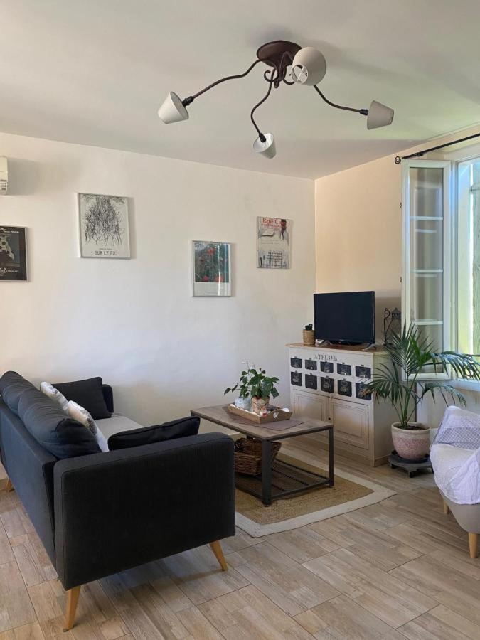 Appartement Avec Jardin En Ville LʼIsle-sur-la-Sorgue المظهر الخارجي الصورة