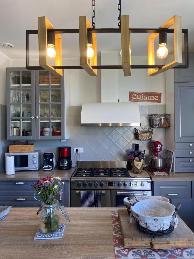 Appartement Avec Jardin En Ville LʼIsle-sur-la-Sorgue المظهر الخارجي الصورة